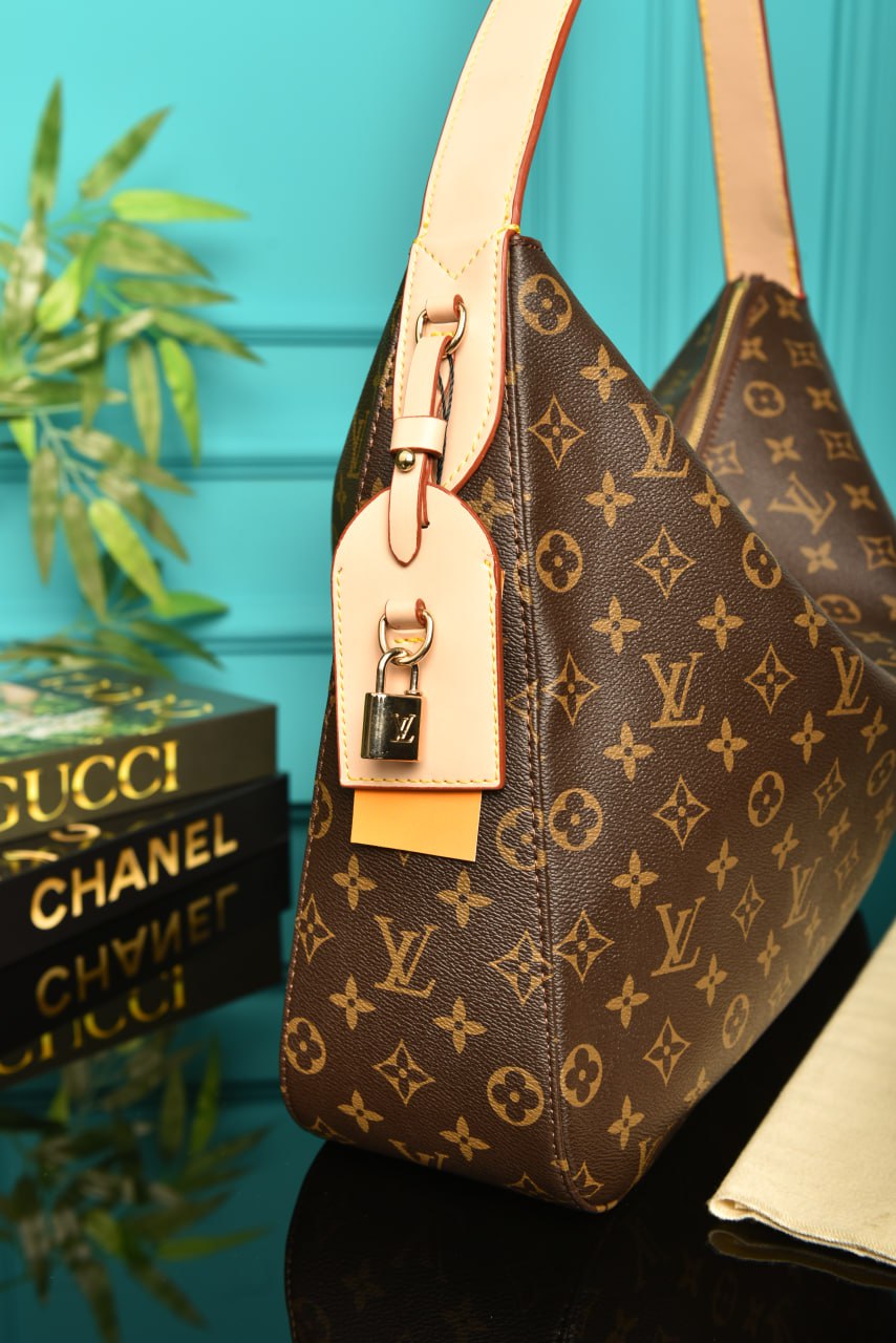 LVS - Slouchy MM Bag
