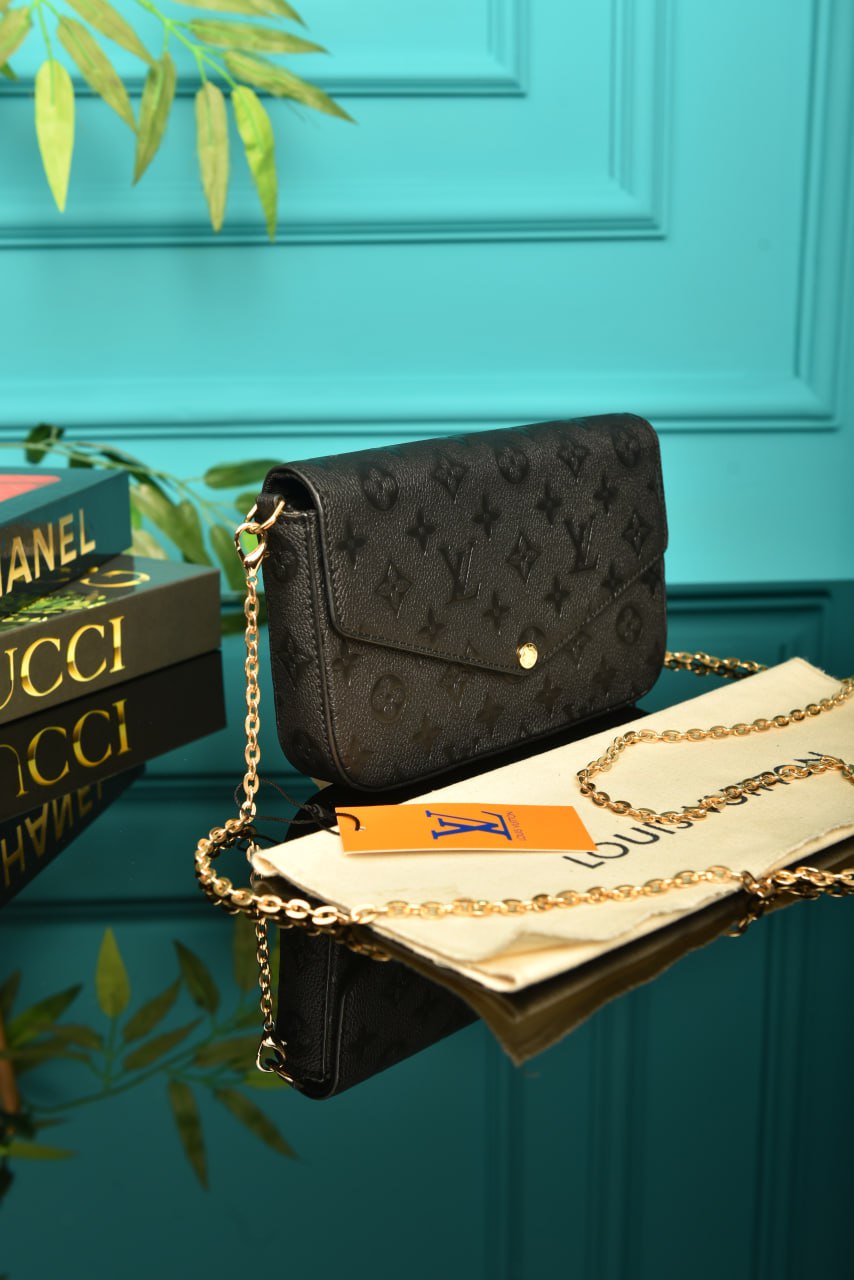 LVS - Felicie Pochette (Black)