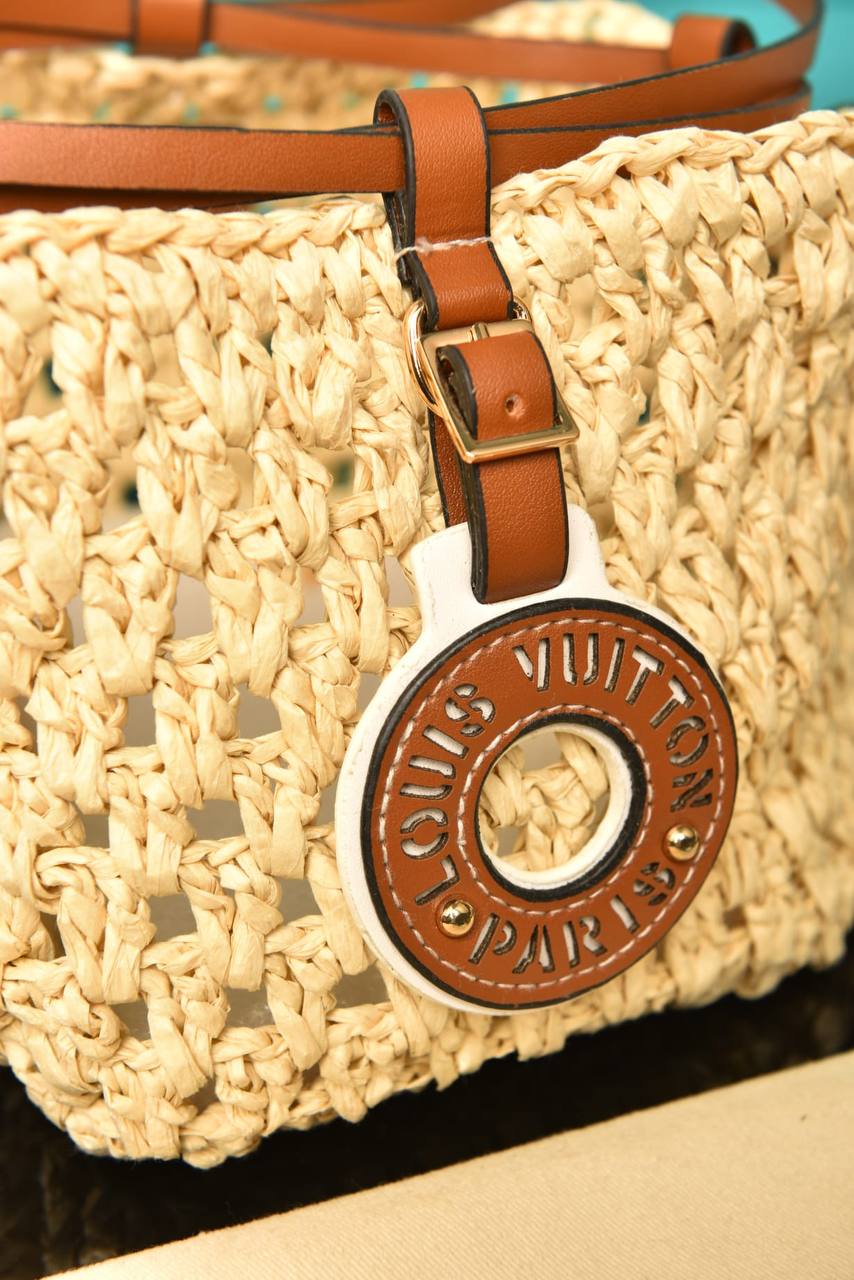 LVS - Noe Purse Bag