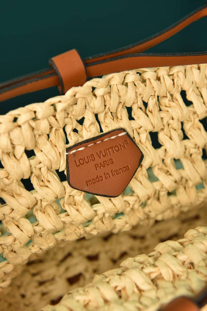 LVS - Noe Purse Bag