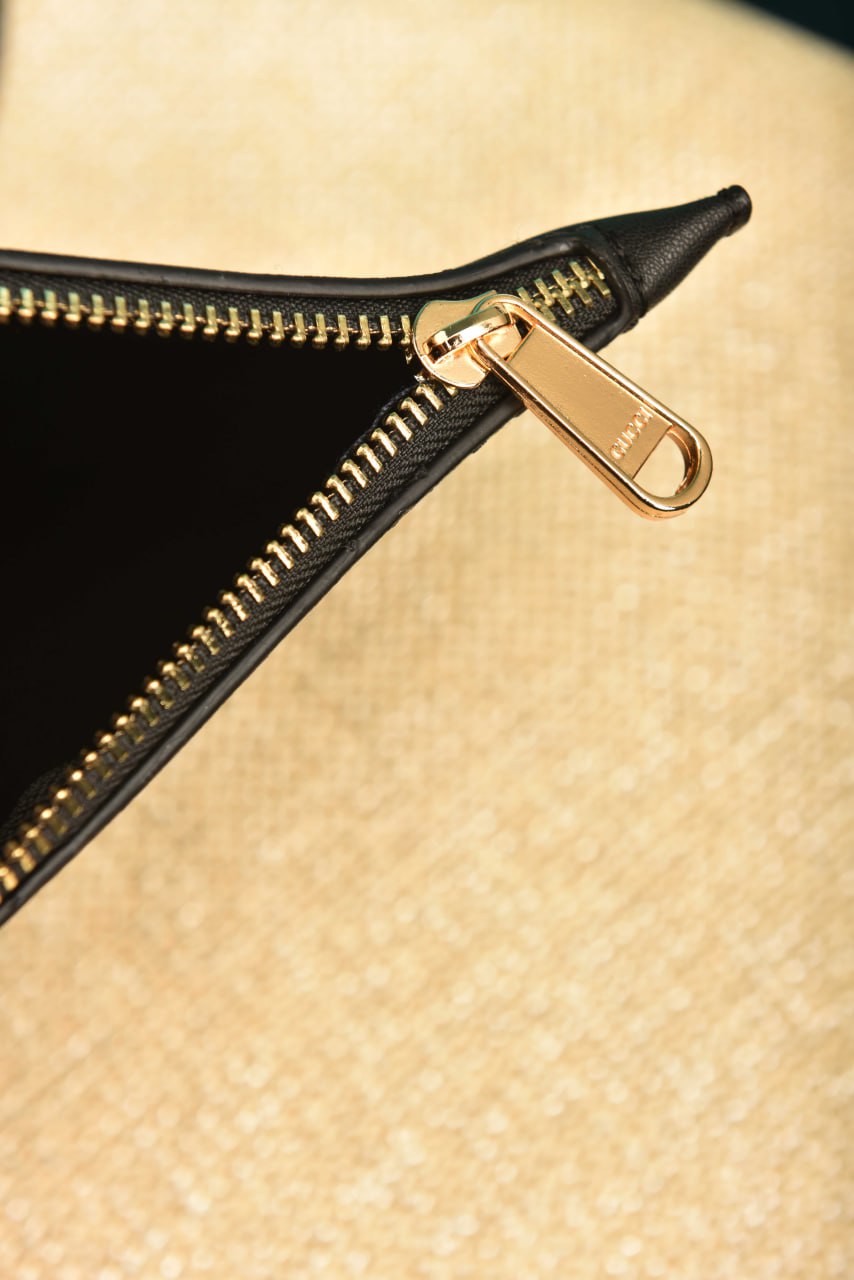 GG - B Large Shoulder Bag