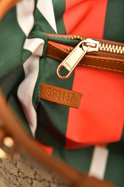 GG - Emblem Medium Tote Bag