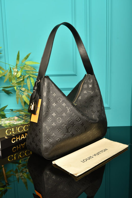 LVS - Slouchy MM Bag (Black)