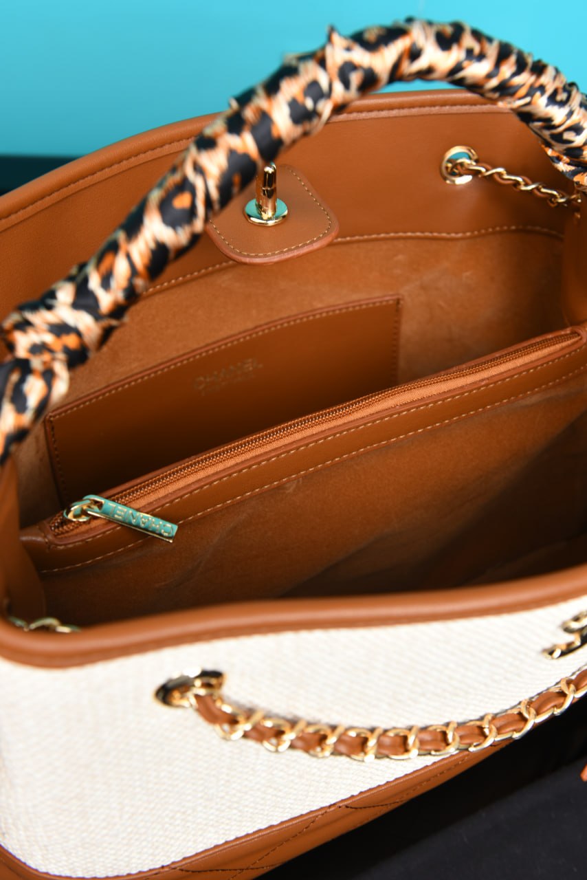 Chnl-Shopping Bag