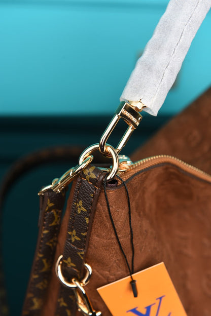 LVS - Multipass Bag in Suede