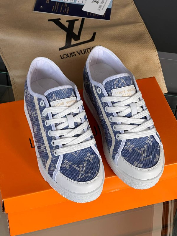 LVS- Shoes