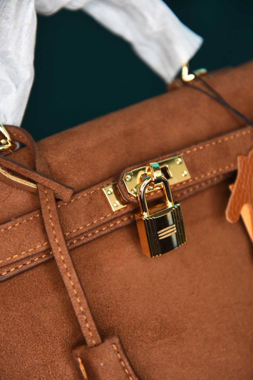 HRMS-  Kelly 22 Bag in Suede