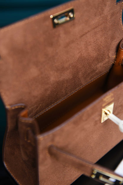 HRMS-  Kelly 22 Bag in Suede