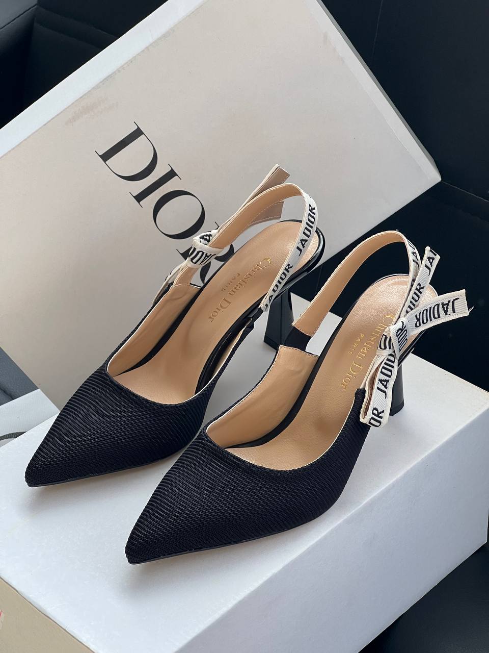 DR - Shoes