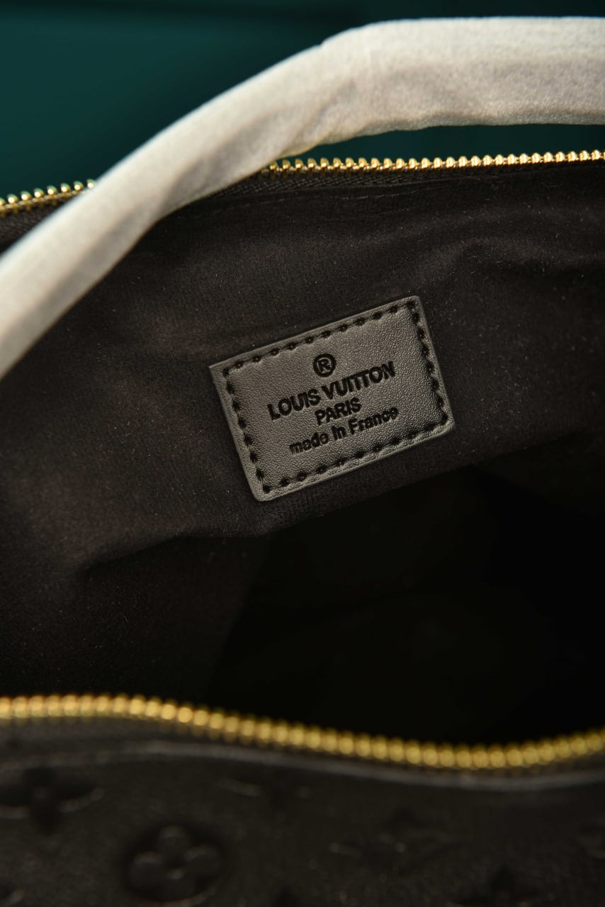 LVS - Multipass Bag (Black)