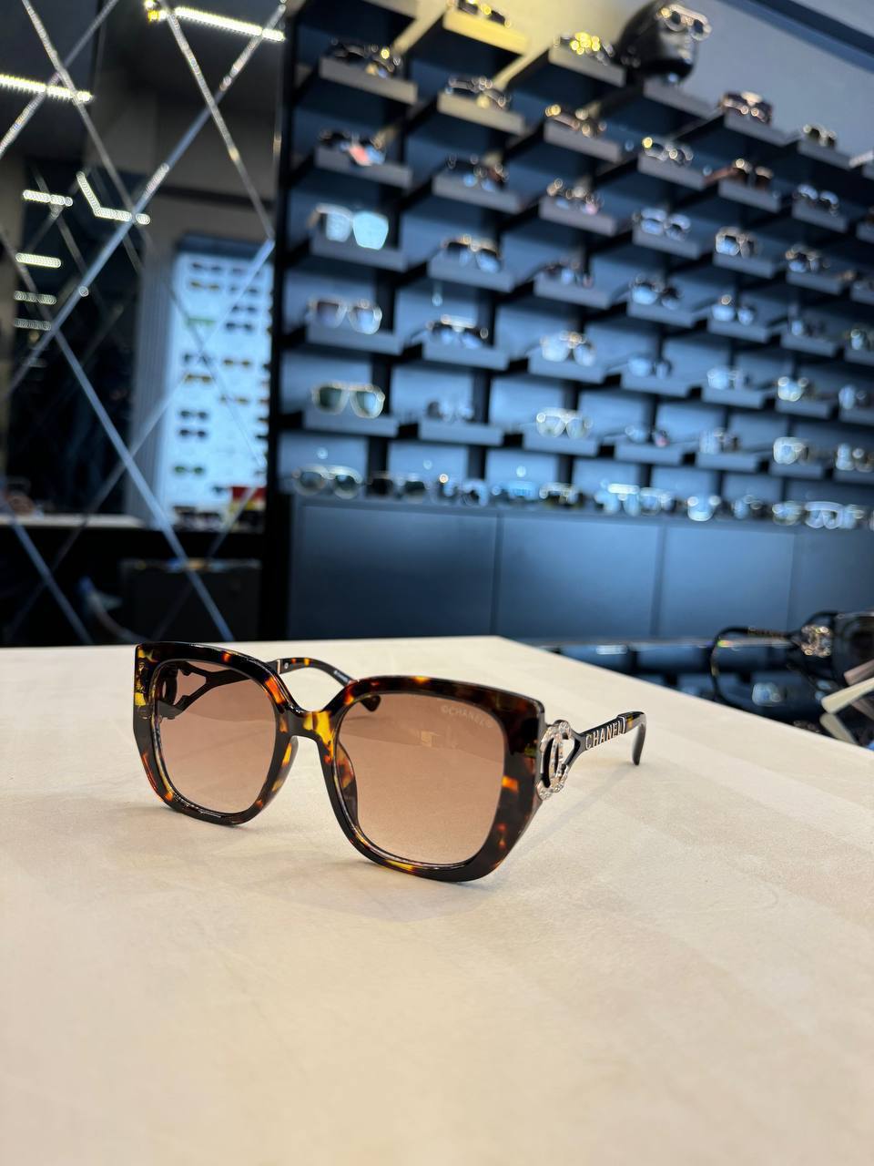 CHNL - Sunglasses
