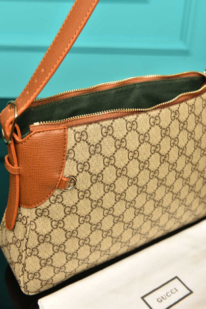 GG - Emblem Small Shoulder Bag