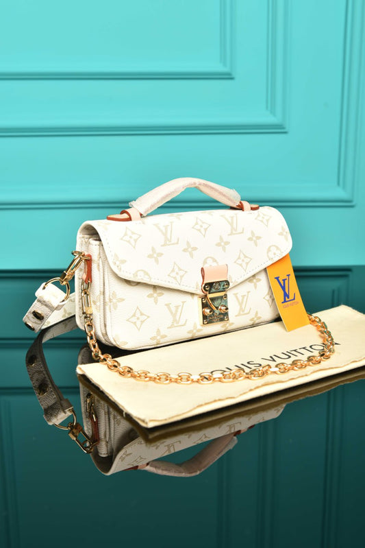 LVS- Pochette Metis East