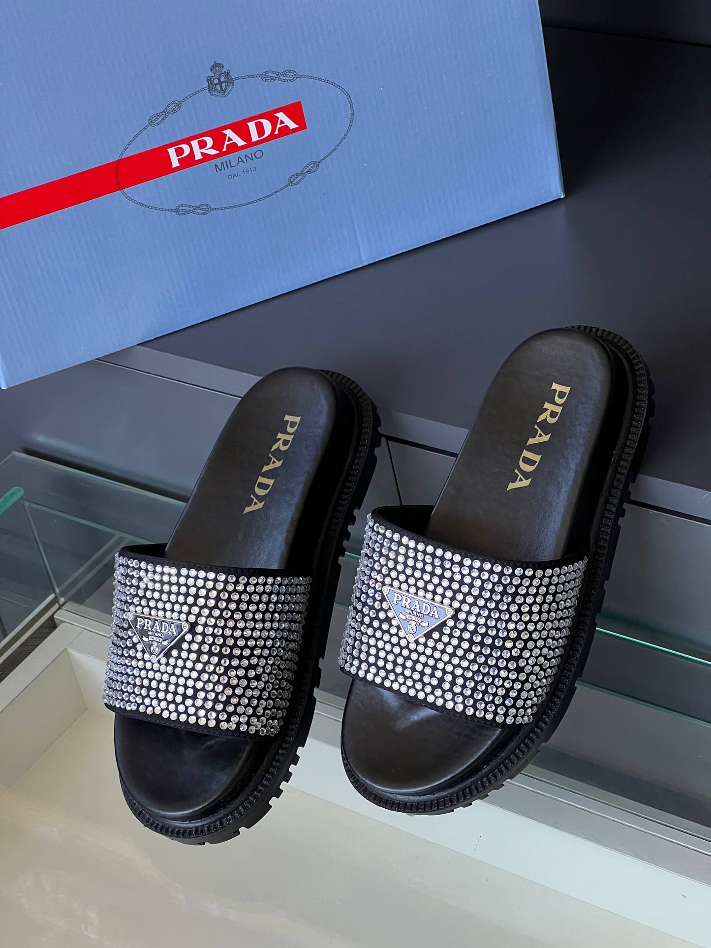 PRD -Sandals