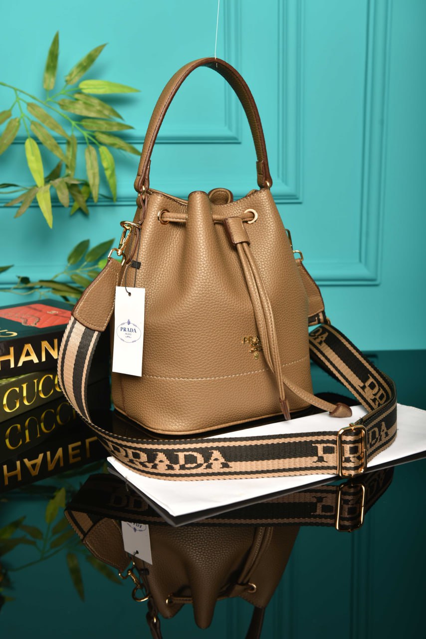 PRD-Vitello Daino Bucket  Bag