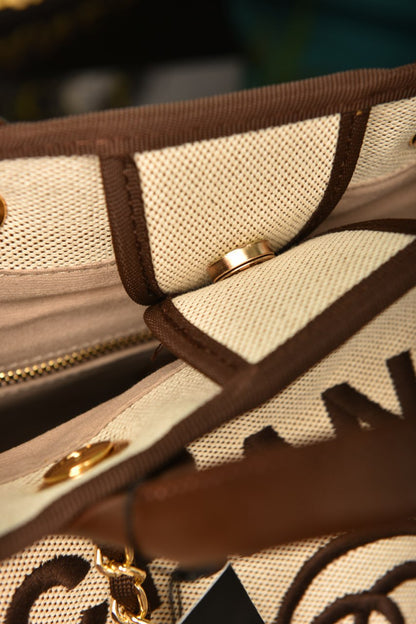 CH - 31 Rue Cambon Maxi Shopping Bag