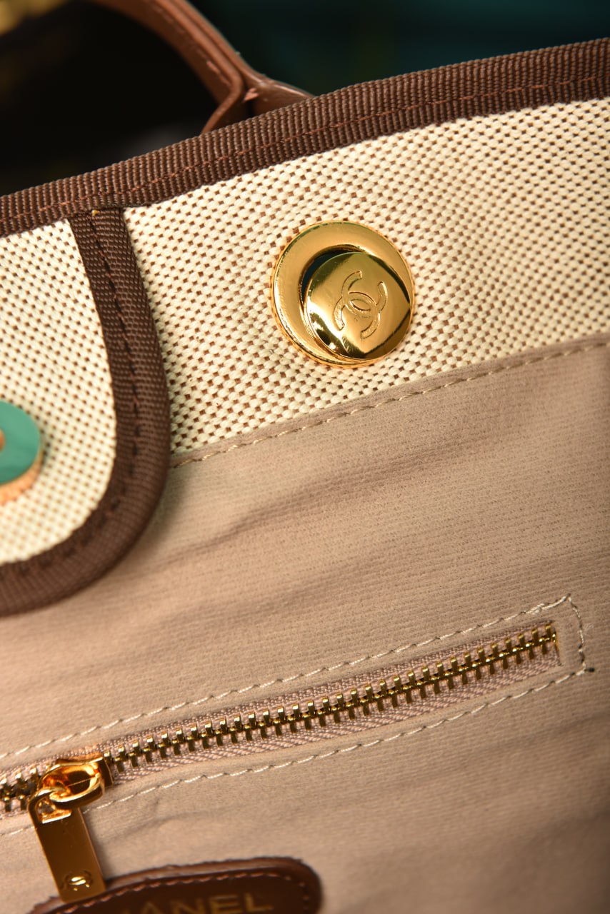 CH - 31 Rue Cambon Maxi Shopping Bag