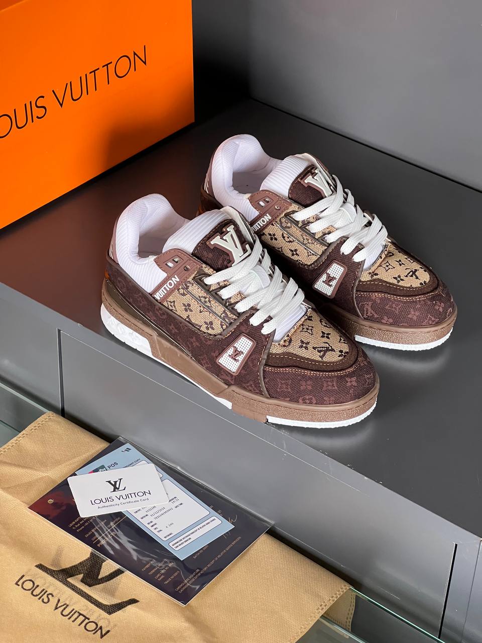 Lvs- Shoes