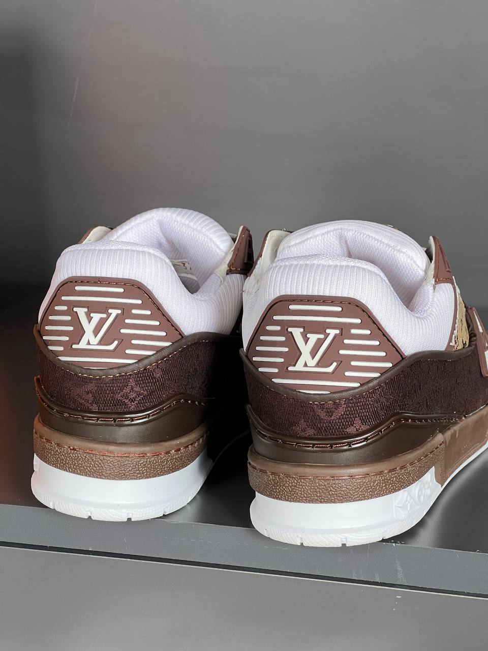 Lvs- Shoes