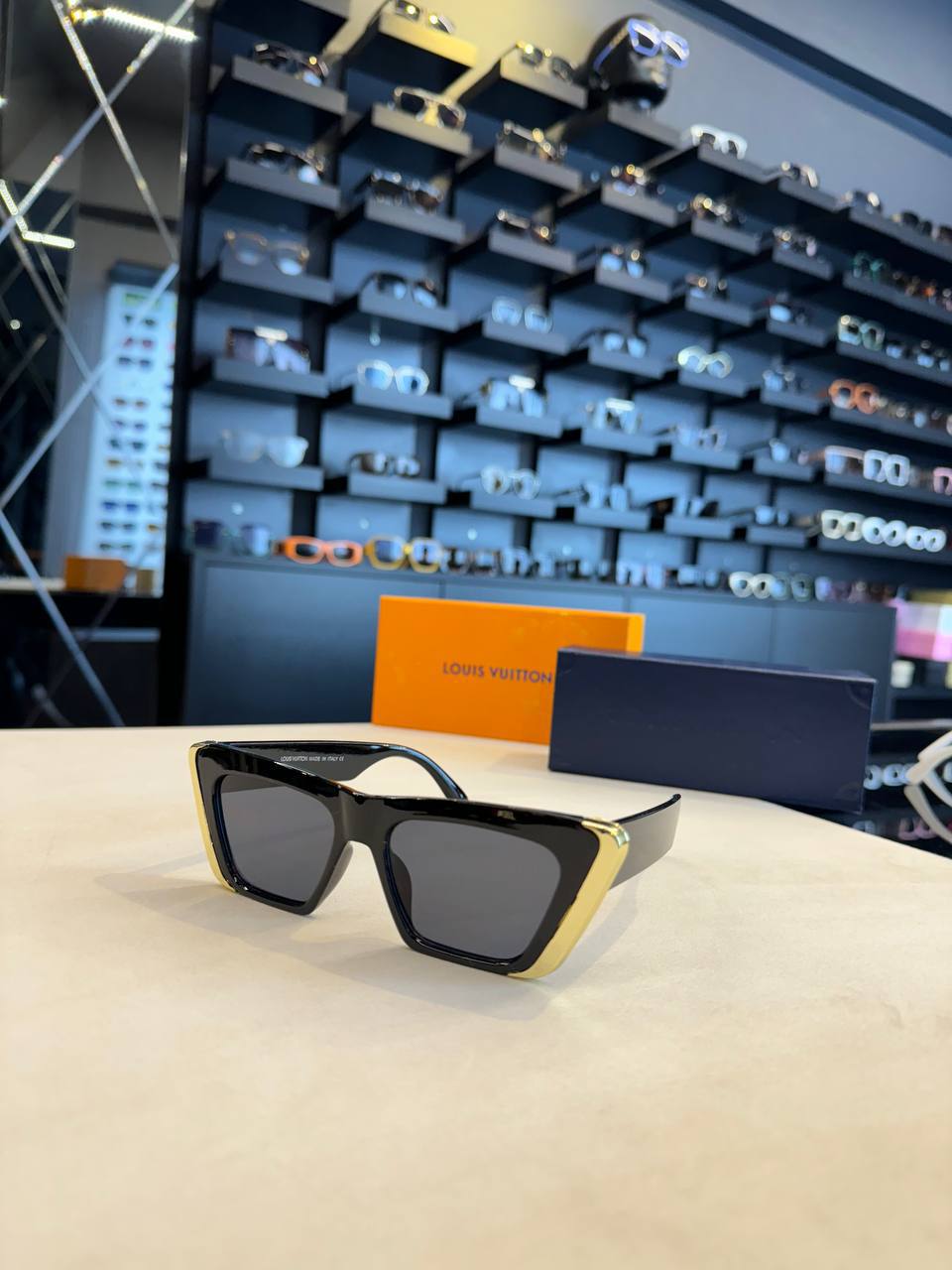 LVS - Sunglasses