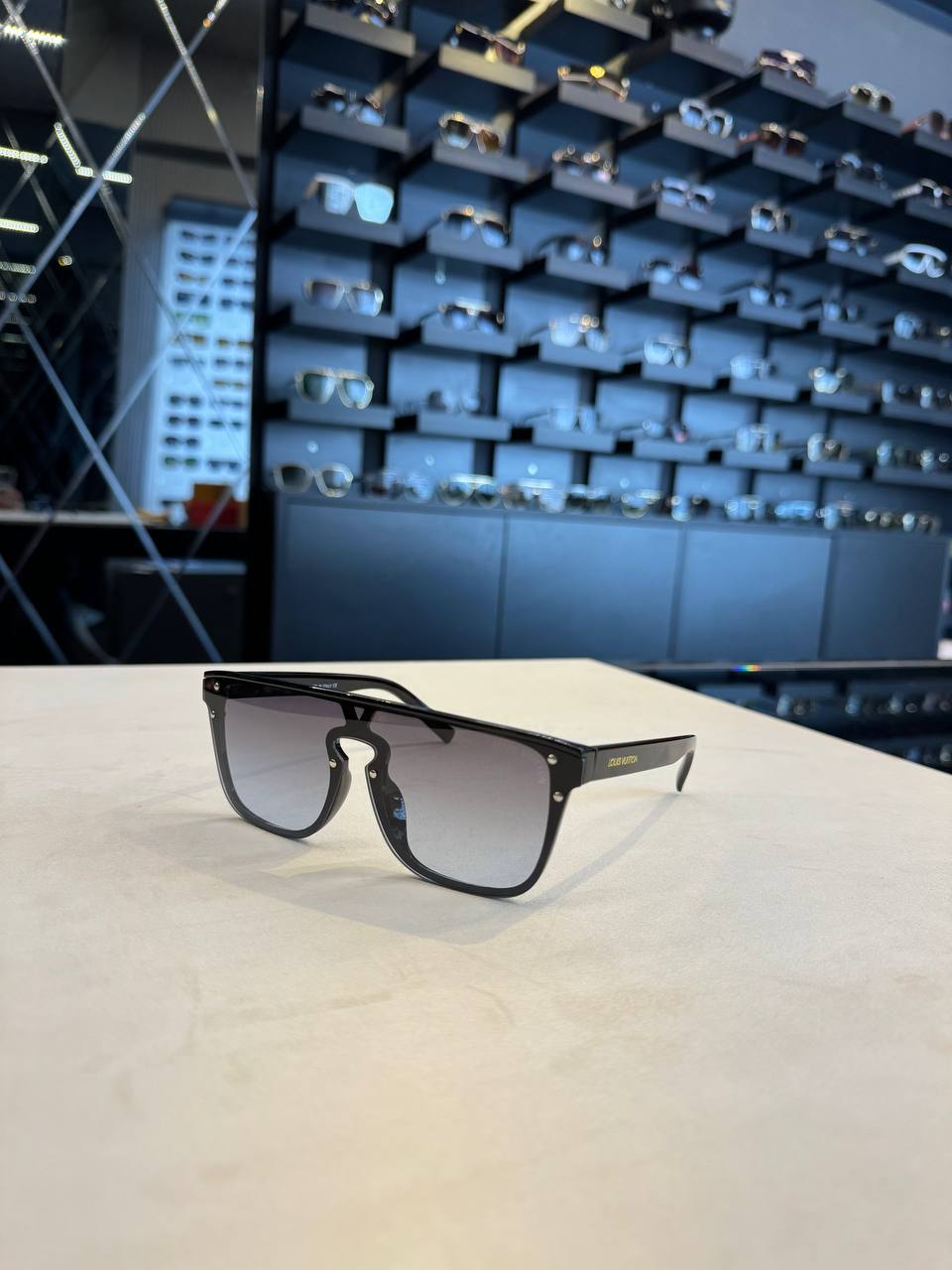 LVS - Sunglasses