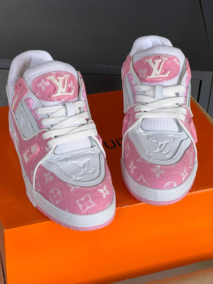 Lvs- Shoes