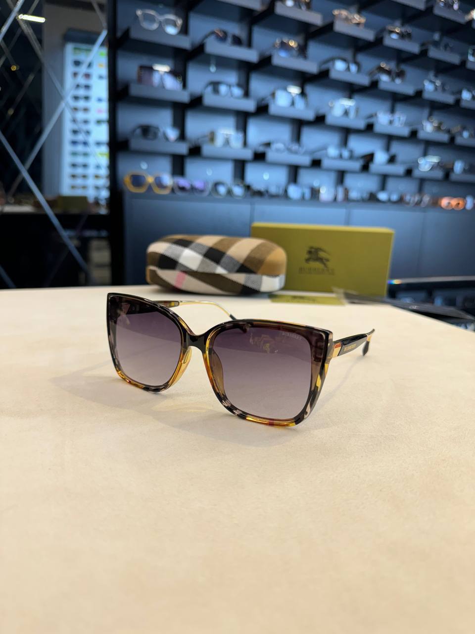 Brbry - Sunglasses