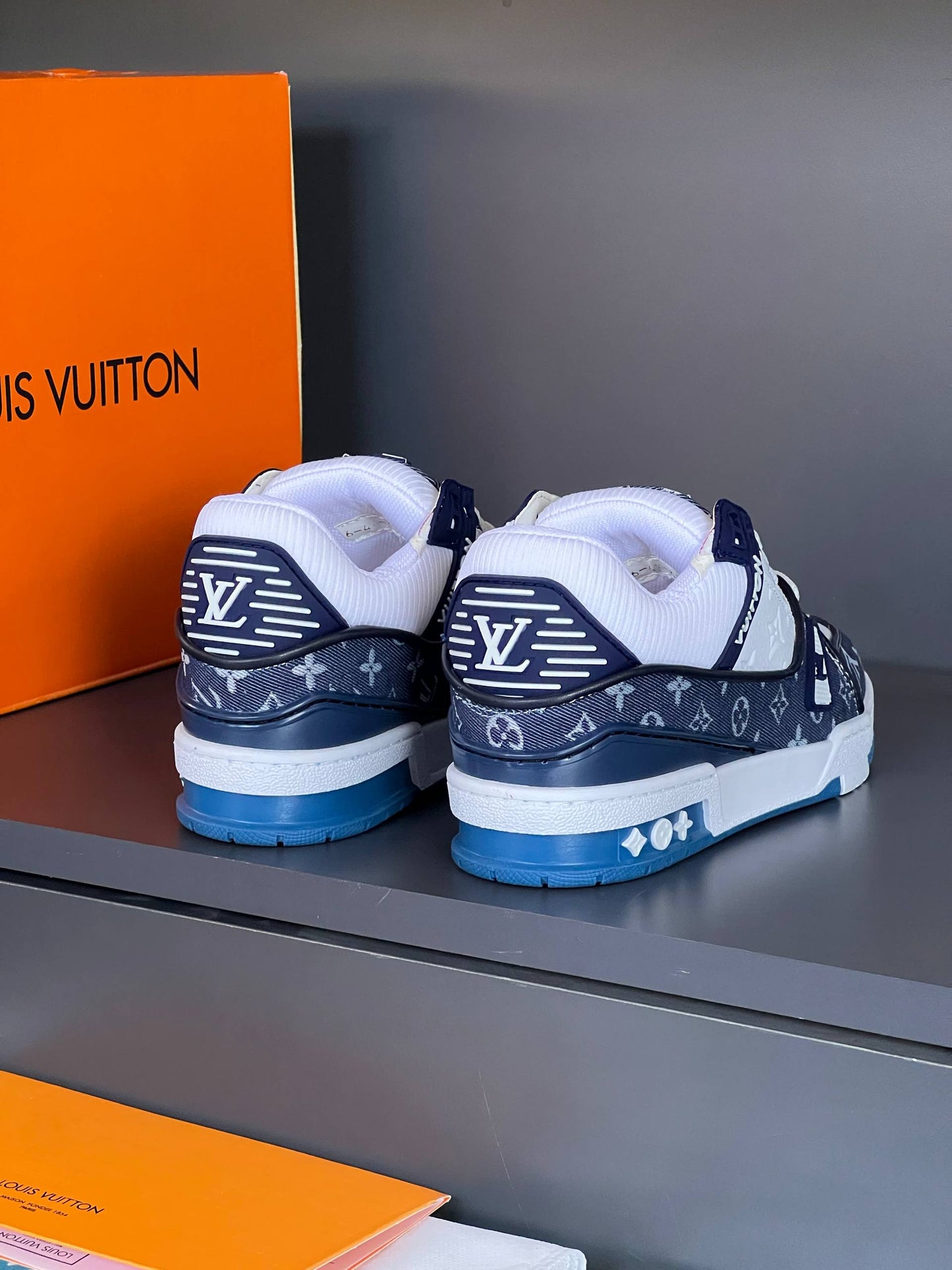 Lvs- Shoes