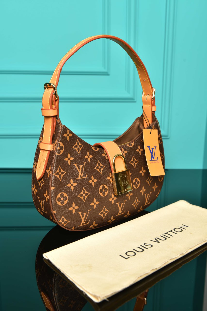 LVS - Low Key Shoulder Bag