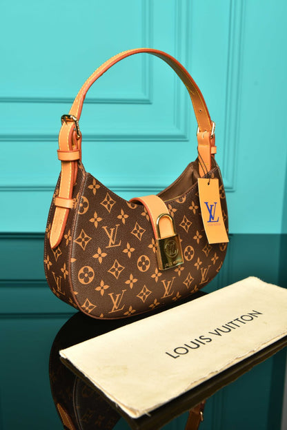 LVS - Low Key Shoulder Bag