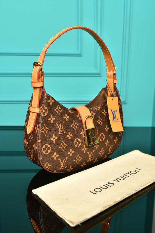 LVS - Low Key Shoulder Bag