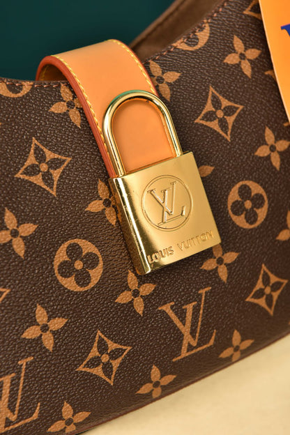 LVS - Low Key Shoulder Bag